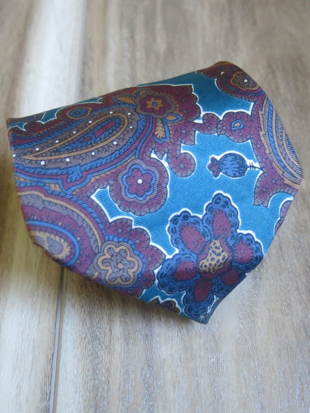 Yves Saint Laurent Multi Color Paisley Print Vintage Neckwear